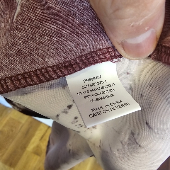 Faux Wrap Crushed Velevt Floral V-Neck Bodycon Burgundy Dress - Picture 6 of 6